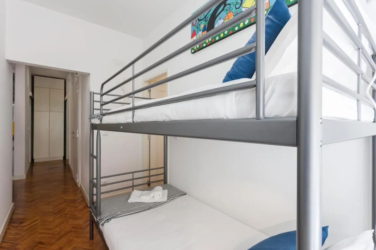 Bairro Alto Gaveas Family Apartment Lisbon
