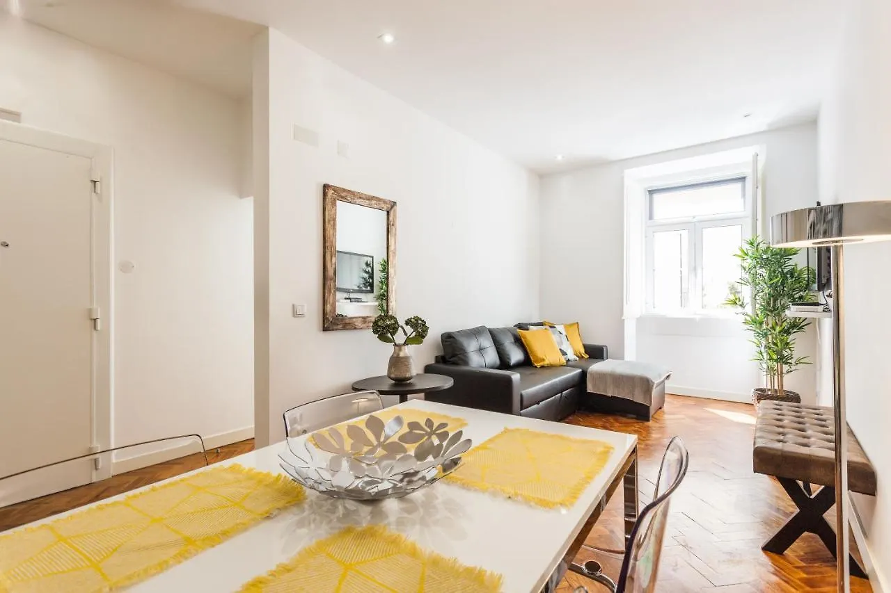 Bairro Alto Gaveas Family Apartment Lisbon